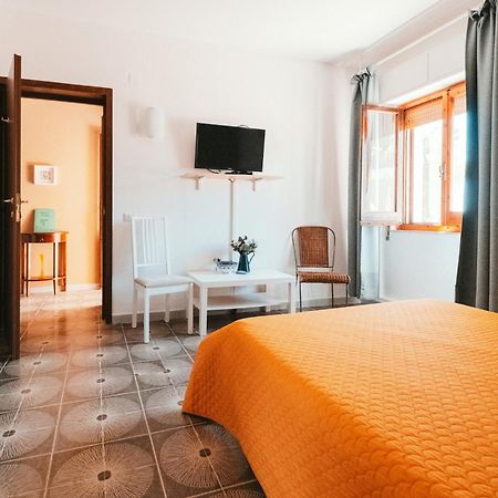 Villa Bella Salmagi - Surya Sardinia Holidays & Yoga Capitana Ngoại thất bức ảnh