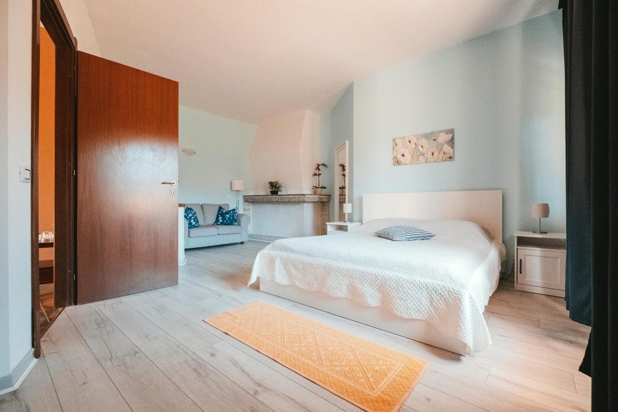 Villa Bella Salmagi - Surya Sardinia Holidays & Yoga Capitana Ngoại thất bức ảnh